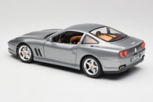 Ferrari 550 Maranello Argent Bburago 1:18 3344 Métal Moulé — image 7 sur 8