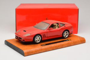 Ferrari 550 Maranello Technik Museum Speyer Edition Bburago 1:18 B001 Métal Moulé — image 8 sur 8