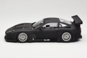 Ferrari 575 GTC GT1 2004 Kyosho 1:18 08391B Métal Moulé — image 4 sur 8