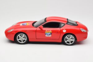 Ferrari 575 GTZ Zagato Rouge Hot Wheels 1:18 L2960 Métal Moulé — image 4 sur 8