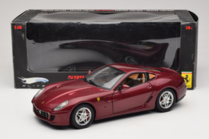 Ferrari 599 GTB Fiorano Rouge Foncé Hot Wheels 1:18 M1200 Métal Moulé — image 8 sur 8