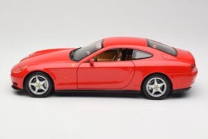 Ferrari 612 Scaglietti Rosso Corsa Hot Wheels 1:18 B6047 Métal Moulé — image 4 sur 8