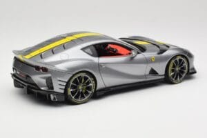 Ferrari 812 Competizione Grigio Coburn Bburago 1:18 18-01647 Métal Moulé — image 3 sur 8