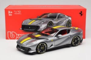Ferrari 812 Competizione Grigio Coburn Bburago 1:18 18-01647 Métal Moulé — image 8 sur 8