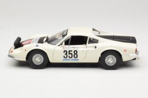 Ferrari Dino 246 GT Blanc Anson 1:18 3580 Métal Moulé — image 4 sur 8
