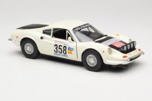 Ferrari Dino 246 GT Blanc Anson 1:18 3580 Métal Moulé — image 6 sur 8