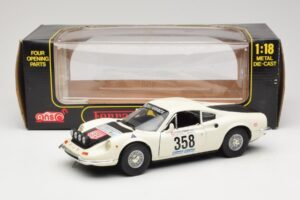 Ferrari Dino 246 GT Blanc Anson 1:18 3580 Métal Moulé — image 8 sur 8