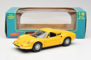 Ferrari Dino 246 GT Jaune Anson 1:18 30301W Métal Moulé — image 8 sur 8