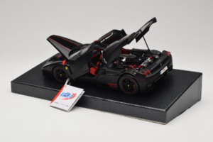 Ferrari Enzo Matt Black Édition Limitée BBR 1:18 HE180029 Métal Moulé — image 6 sur 9