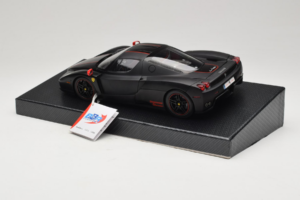Ferrari Enzo Matt Black Édition Limitée BBR 1:18 HE180029 Métal Moulé — image 7 sur 9