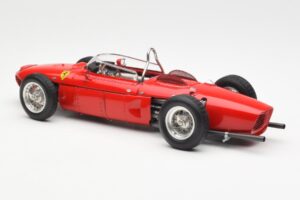 Ferrari Dino 156 Sharknose F1 1961 CMC 1:18 M-078 Métal Moulé — image 5 sur 6