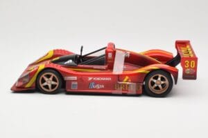 Ferrari F333 SP #30 Moretti 2001 Hot Wheels 1:18 29750 Métal Moulé — image 3 sur 6