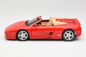 Ferrari F355 Spider Rouge Hot Wheels 1:18 25733 Métal Moulé — image 4 sur 8
