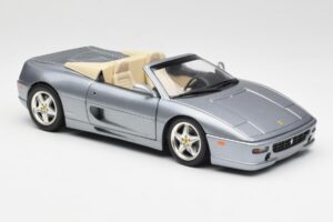 Ferrari F355 Spider Argent Hot Wheels 1:18 23907-M1 Métal Moulé — image 6 sur 8