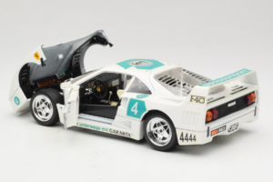 Ferrari F40 4444 Tage Garanta #4 Blanc Bburago 1:18 3332-W5 Métal Moulé — image 5 sur 8