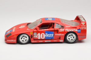 Ferrari F40 #40 J-P. Jabouille / O. Grouillard Art Sports 1987 Bburago 1:18 3332-A1 Métal Moulé — image 4 sur 8
