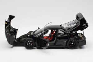 Ferrari F40 Noir Kyosho 1:18 08416BK Métal Moulé — image 5 sur 10