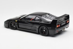 Ferrari F40 Noir Kyosho 1:18 08416BK Métal Moulé — image 9 sur 10