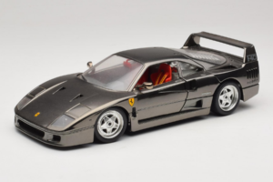 Ferrari F40 Chrome Black Bburago 1:18 3401-B1 Métal Moulé