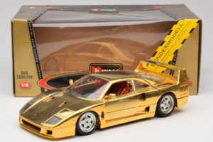 Ferrari F40 Chrome Gold Limited Edition 250 pcs Bburago 1:18 3332-G1 Métal Moulé — image 8 sur 8