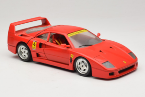 Ferrari F40 Club Deutschland Rouge Bburago 1:18 3032-L3 Métal Moulé — image 6 sur 8