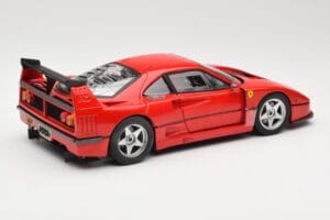 Ferrari F40 Competizione Test Version Rouge Hot Wheels 1:18 P9922 Métal Moulé — image 3 sur 8