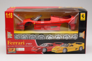 Ferrari F40 Rouge Model Kit Maisto 1:18 39822 Métal Moulé