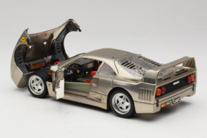 Ferrari F40 Dark Chrome Silver Kroymans Édition Limitée Bburago 1:18 3032-C2 Métal Moulé — image 5 sur 8