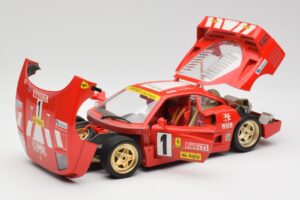Ferrari F40 Evoluzione Bburago 1:18 3042 Métal Moulé — image 2 sur 8