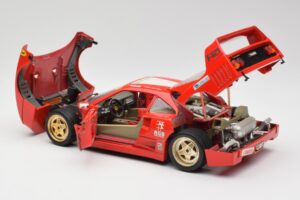 Ferrari F40 Evoluzione Bburago 1:18 3042 Métal Moulé — image 5 sur 8