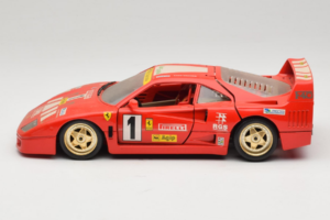 Ferrari F40 Evoluzione #1 Pirelli Rouge 1992 Bburago 1:18 3042-P1 Métal Moulé — image 4 sur 8