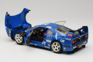 Ferrari F40 Evoluzione #34 Bleu Custom 1987 Bburago 1:18 3032-C1 Métal Moulé — image 5 sur 8