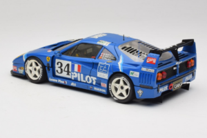 Ferrari F40 Evoluzione #34 Bleu Custom 1987 Bburago 1:18 3032-C1 Métal Moulé — image 7 sur 8