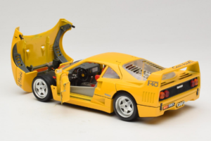 Ferrari F40 Interconti Car HiFi Jaune Bburago 1:18 3032-I1 Métal Moulé — image 5 sur 8