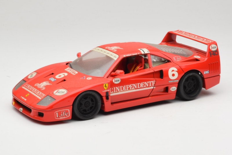 Ferrari F40 #6 V. Colombo L'Indipendente Rouge 1987 Bburago 1:18 3032-L1 Métal Moulé