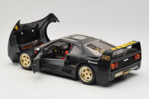 Ferrari F40 Magneti Marelli #3 Noir Bburago 1:18 3022-B1 Métal Moulé — image 5 sur 8