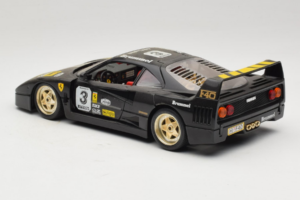 Ferrari F40 Magneti Marelli #3 Noir Bburago 1:18 3022-B1 Métal Moulé — image 7 sur 8