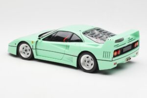 Ferrari F40 Vert Menthe Kyosho 1:18 08416MG Métal Moulé — image 9 sur 10
