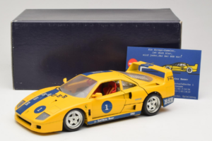 Ferrari F40 #1 Jaune Bauer Edition Limitée 100 pièces Bburago 1:18 BSR001 Métal Moulé — image 8 sur 8