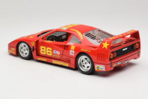 Ferrari F40 LM #86 Ch. Pozzi IMSA 24 Hours of Le Mans 1985 Rouge Bburago 1:18 3332-P6 Métal Moulé — image 7 sur 8