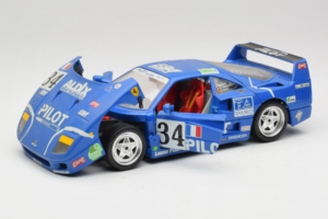 Ferrari F40 #34 M. Ferte / Thavenin / Palau Pilot Bleu 1987 Bburago 1:18 3032-B1 Métal Moulé — image 2 sur 8