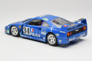 Ferrari F40 #34 M. Ferte / Thavenin / Palau Pilot Bleu 1987 Bburago 1:18 3032-B1 Métal Moulé — image 7 sur 8