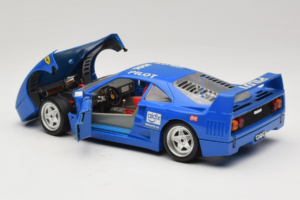 Ferrari F40 Pilot #56 Bleu Bburago 1:18 3332-BL1 Métal Moulé — image 5 sur 8