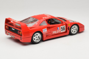 Ferrari F40 #56 Pilot Rouge 1987 Bburago 1:18 3332-P2 Métal Moulé — image 3 sur 8
