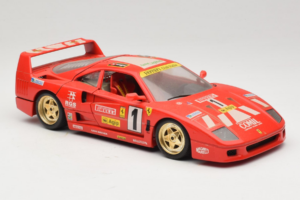 Ferrari F40 Evoluzione #1 Pirelli Agip Rouge avec Roues Or 1992 Bburago 1:18 3042-P2 Métal Moulé — image 6 sur 8