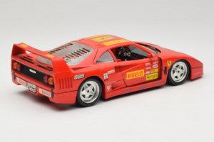 Ferrari F40 Pirelli BBS Rouge Bburago 1:18 3032-P4 Métal Moulé — image 3 sur 8