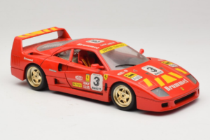 Ferrari F40 #3 Pirelli Rouge 1987 Bburago 1:18 3332-P4 Métal Moulé — image 6 sur 8