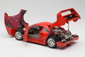 Ferrari F40 Rouge Bburago 1:18 3032 Métal Moulé — image 5 sur 8
