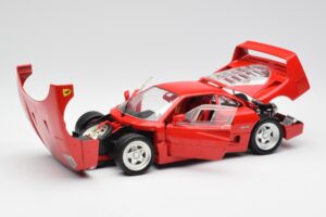 Ferrari F40 Rouge Hot Wheels 1:18 23911 Métal Moulé — image 2 sur 8