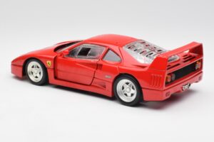 Ferrari F40 Rouge Hot Wheels 1:18 23911 Métal Moulé — image 7 sur 8